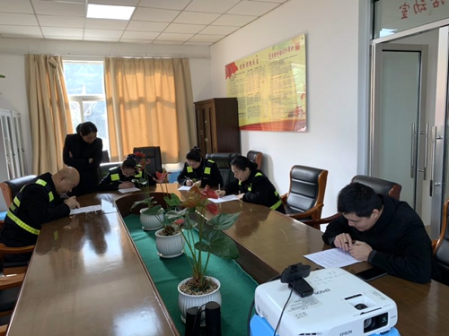 圖為考試現(xiàn)場(chǎng) 陳瑩攝4_副本.jpg